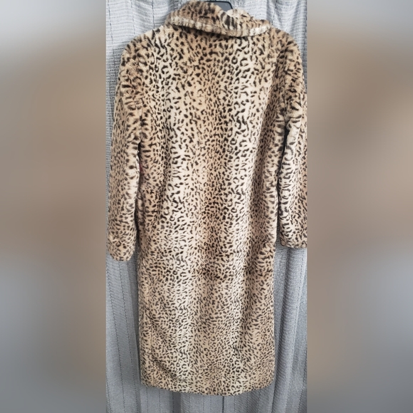 Leopard Print Faux Fur Coat. Size S NWT. - Picture 2 of 4